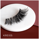 Pestañas postizas Kiss I Envy Remy 3D con banda invisible, 100% cabello humano - KREI05